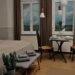 Gellerico Deak Square 4* בודפשט