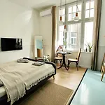 Gellerico Deak Square מלון דירות בודפשט