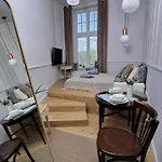 Hotel apartamentowy Gellerico Deak Square Budapeszt