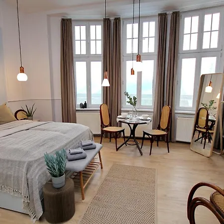 Gellerico Deak Square Aparthotel *
