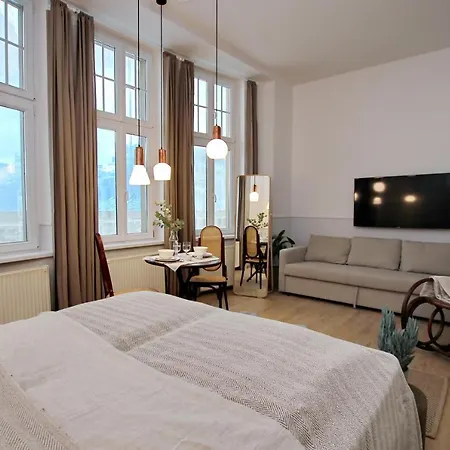 Gellerico Deák Square Apartahotel 4*