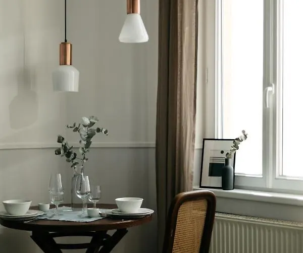 Gellerico Deak Square Appart hôtel 4*