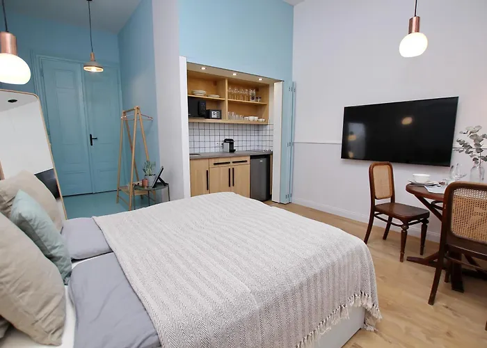 Gellerico Deak Square Apart Otel Budapeşte